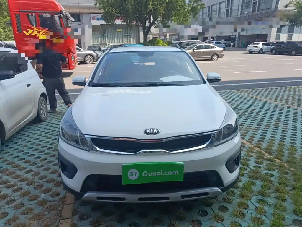 Kia KX CROSS 2018 2017 1.4L AT GLS
