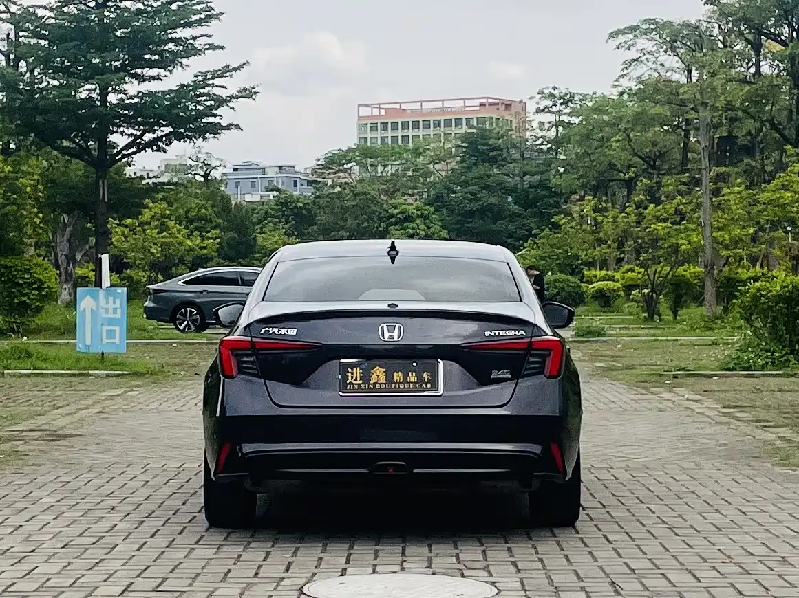 Honda Integra 2024 2023 240TURBO CVT Luxury Edition