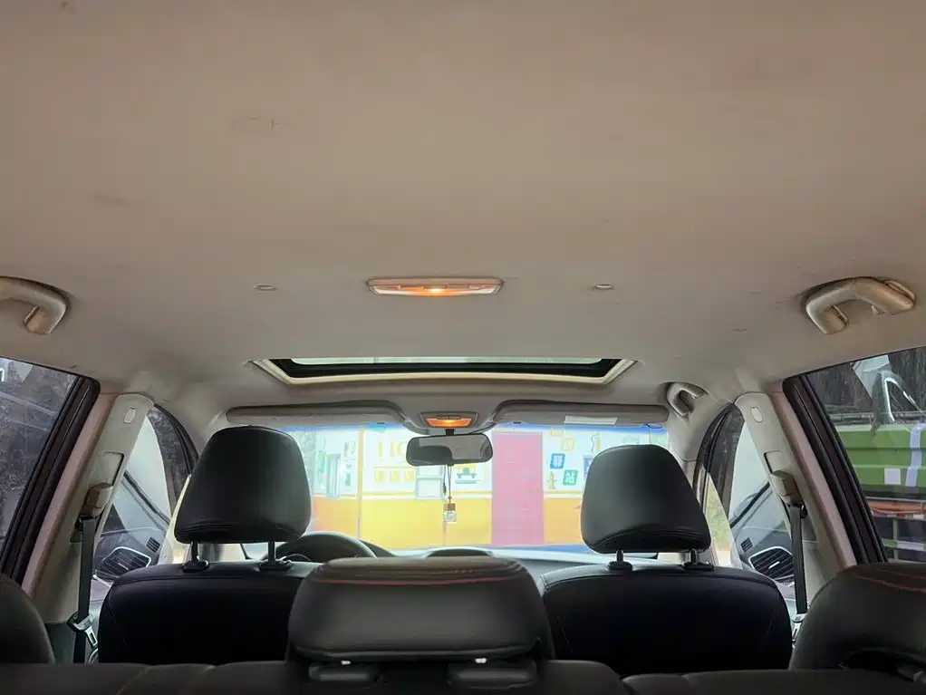 Baojun 560 2015 2015 1.8L Manual Luxury