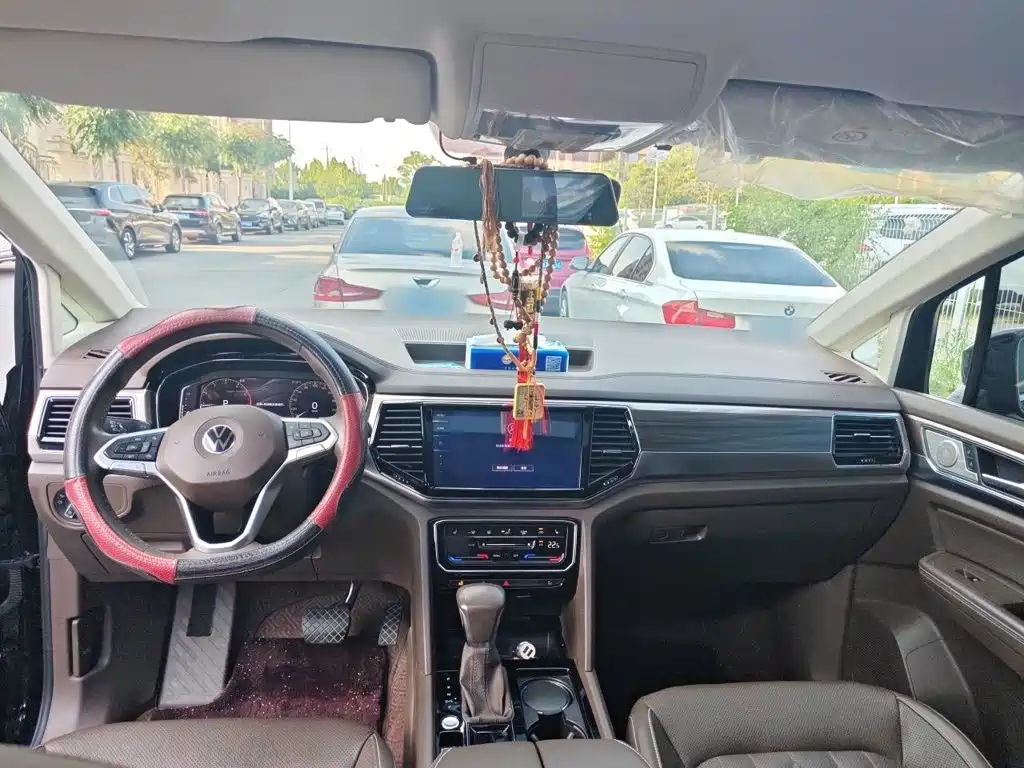 Volkswagen Viloran 2020 2020 330TSI Luxury Edition
