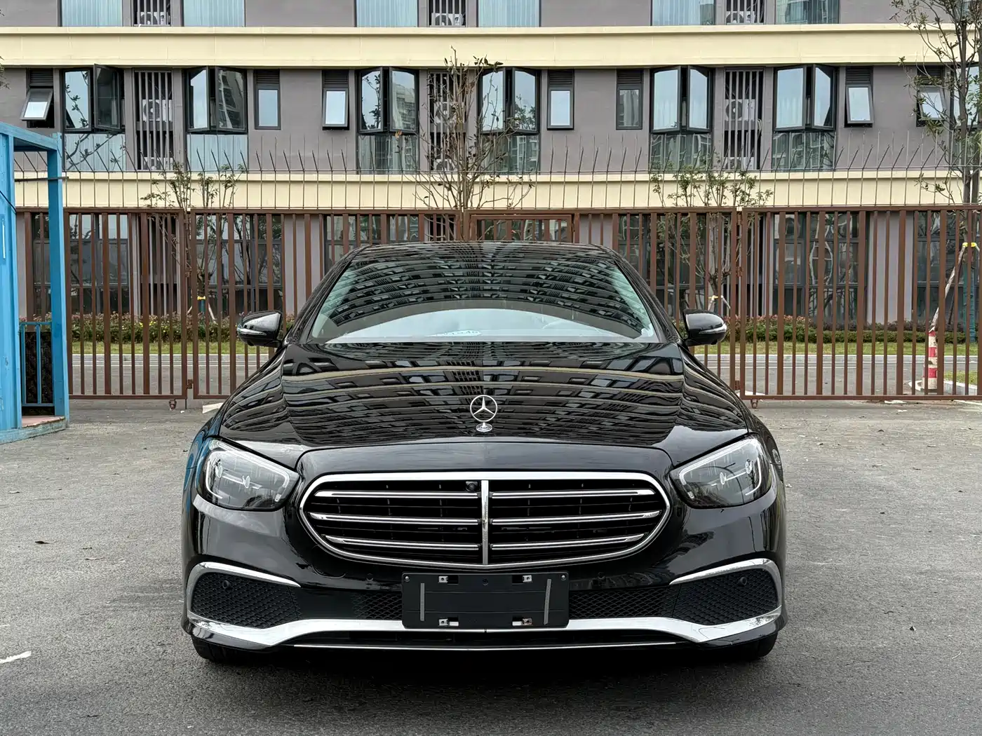 Mercedes-Benz E-Class 2022 Facelift E 300 L Luxury Style фото 2
