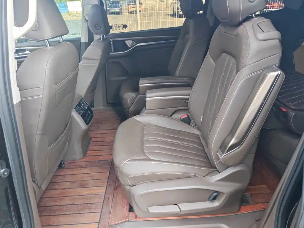 Volkswagen Viloran 2020 2020 330TSI Luxury Edition