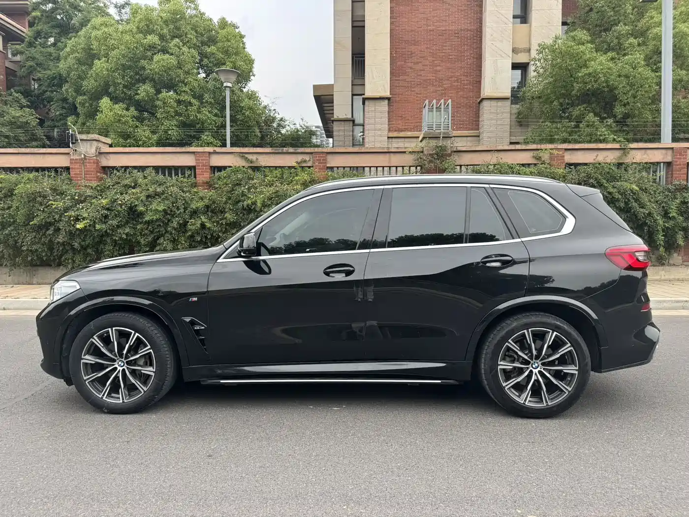 Фото 8 - BMW X5 (Import)