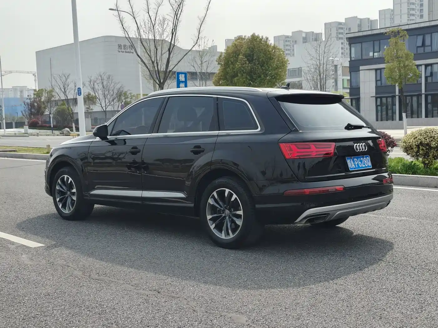AUDI Q7
