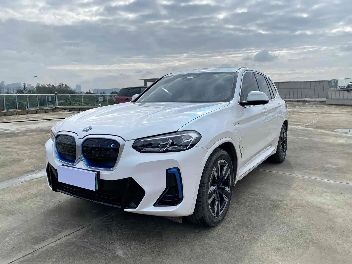 BMW iX3 2022