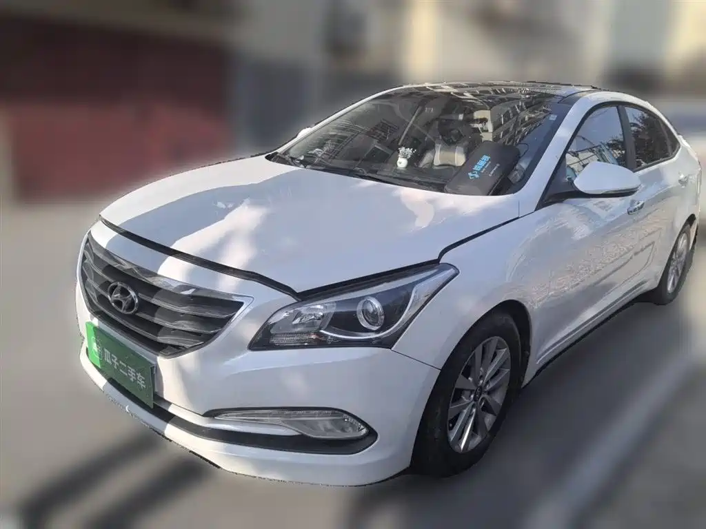 Hyundai Mistra 2014 1.8L Auto Smart GLS фото 2