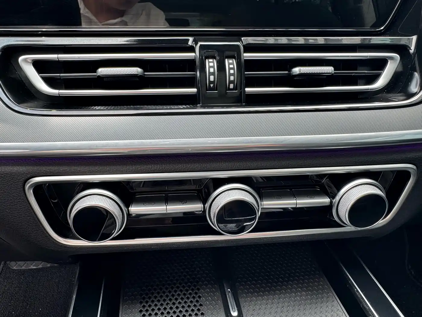Hongqi HS5 2023 2.0T Flag Enjoy Pro Edition фото 27