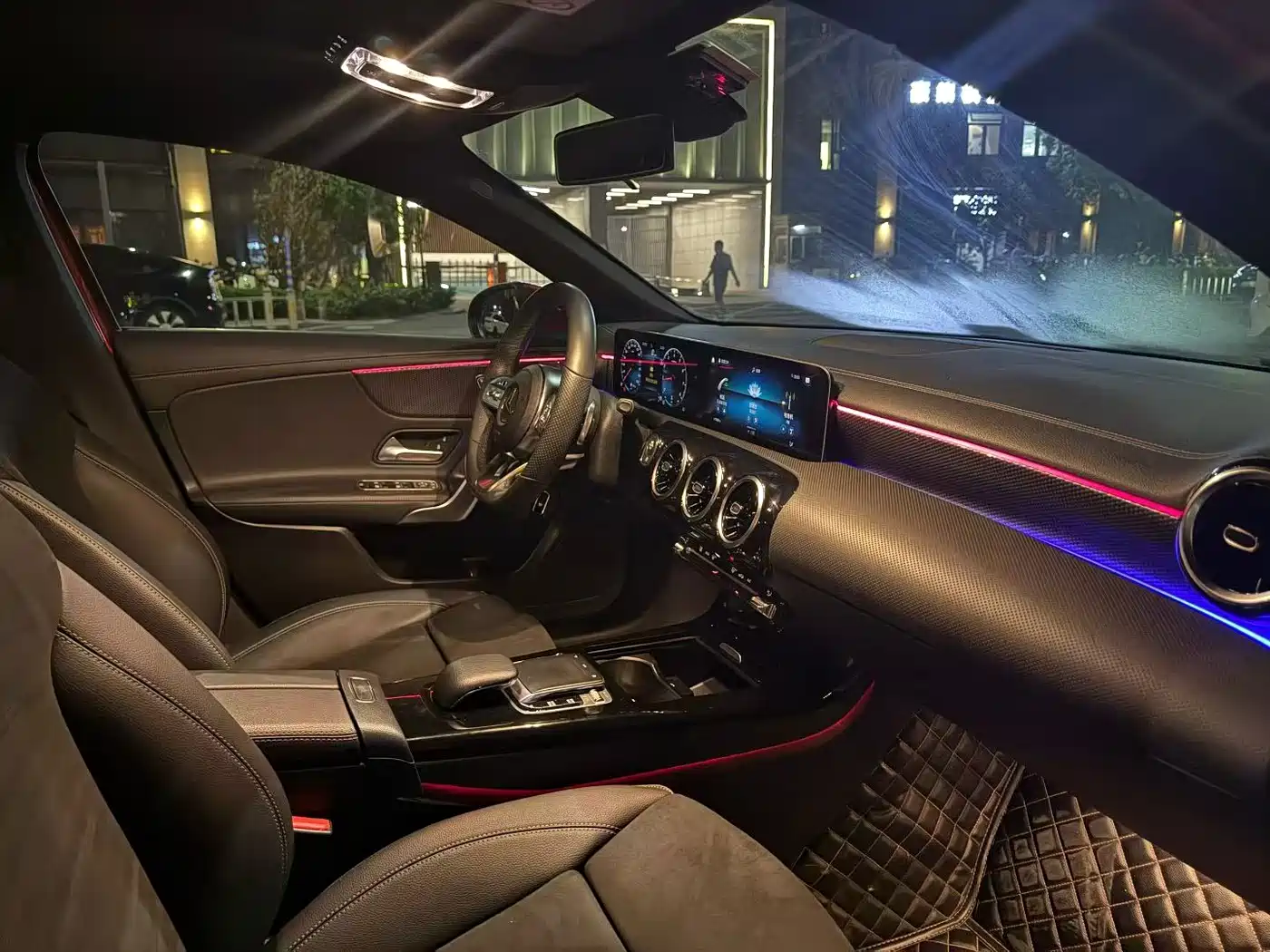 Фото 8 - Mercedes-Benz A-Class