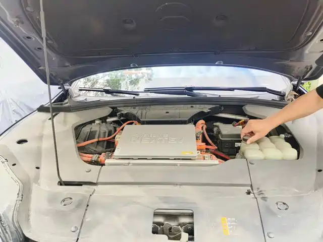 NIO ES8 2020 580KM 6-Seater — фото 3