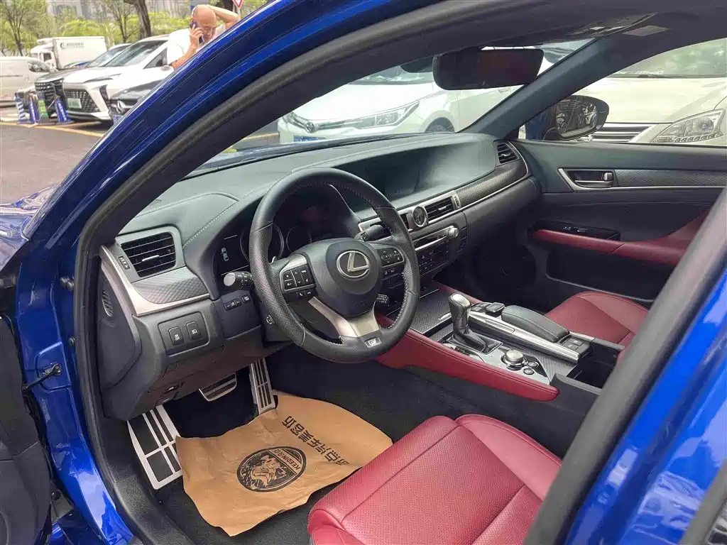 Lexus GS 2019 2017 300 F SPORT