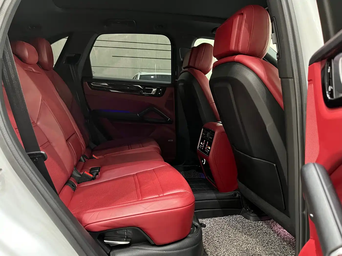 Porsche Cayenne 2019 Cayenne 3.0T фото 31