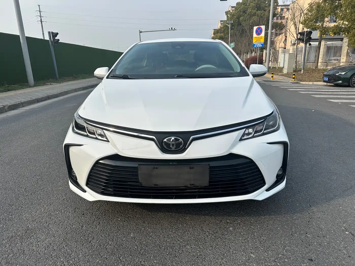 Toyota Corolla 2022 1.2T S-CVT Pioneer PLUS Edition фото 2