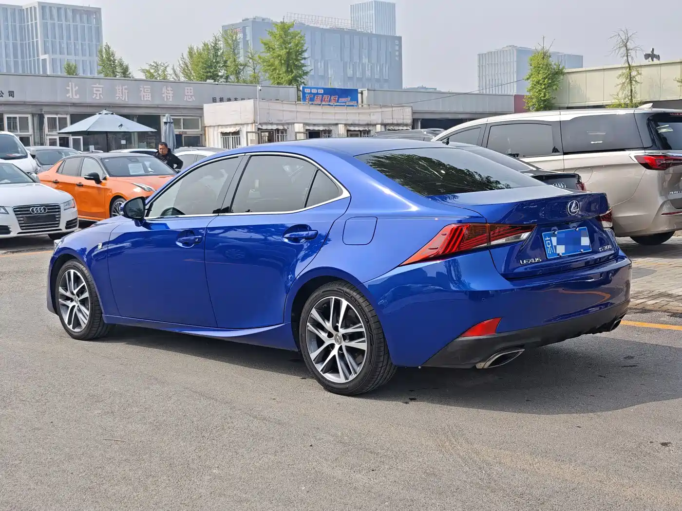 Lexus IS 2017 300 F SPORT фото 4