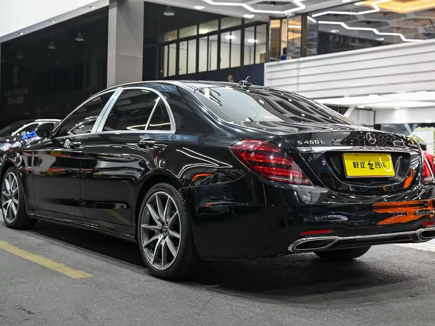 Mercedes-Benz S-Class 2020 S 450 L 4MATIC Collector's Version фото 4