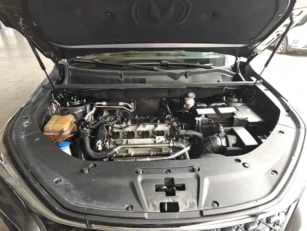 Фото 20 - Changan CS75 PLUS