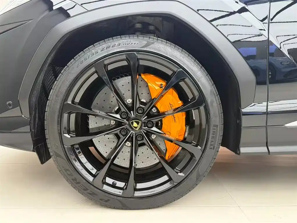 Lamborghini Urus 2021 4.0T V8 фото 13