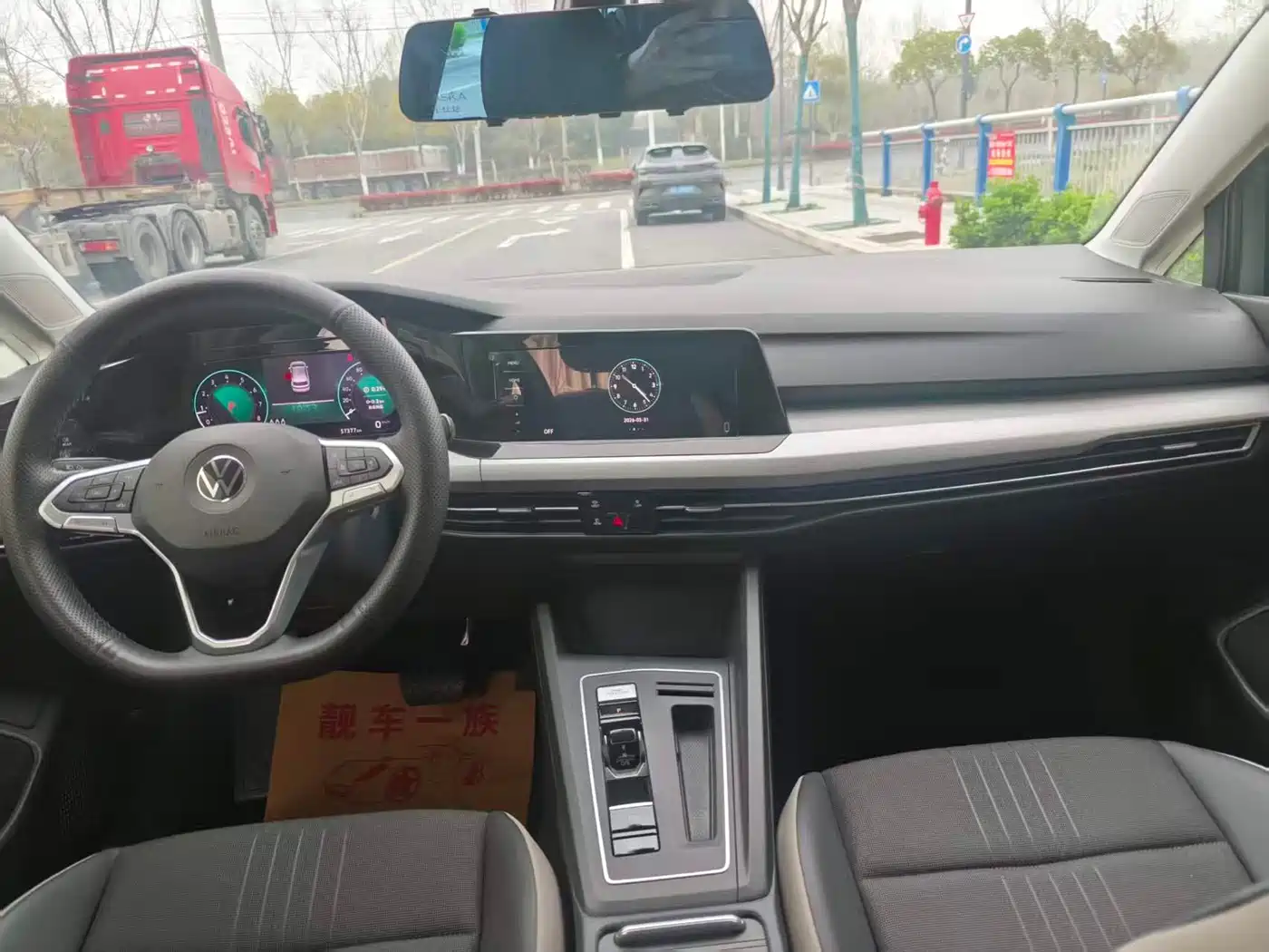 Volkswagen Golf 2023 280TSI DSG Pro фото 5