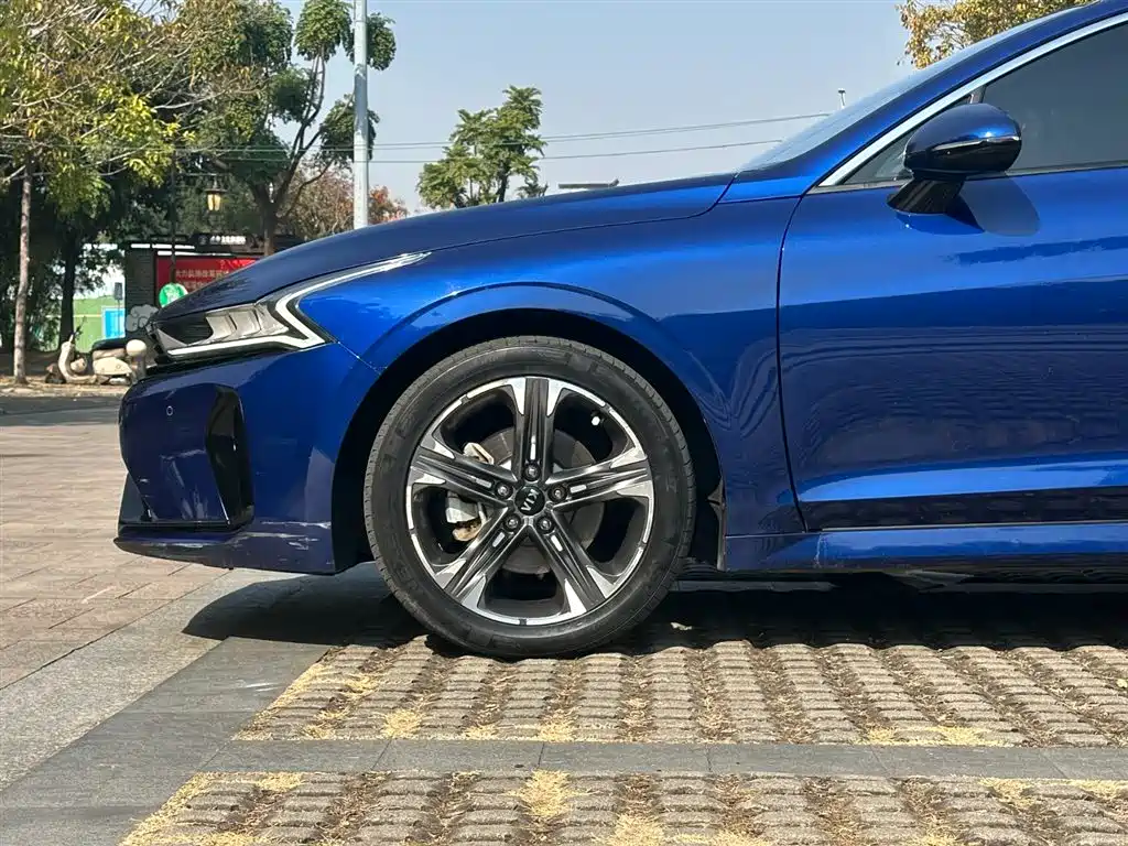 Kia K5 2020 270T CVVD Luxury Edition фото 5