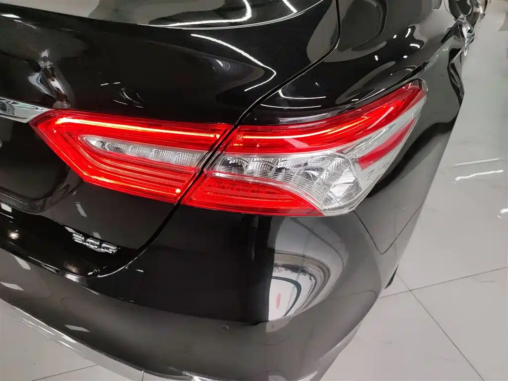 Toyota Camry 2023 2.0G Luxury Edition фото 24