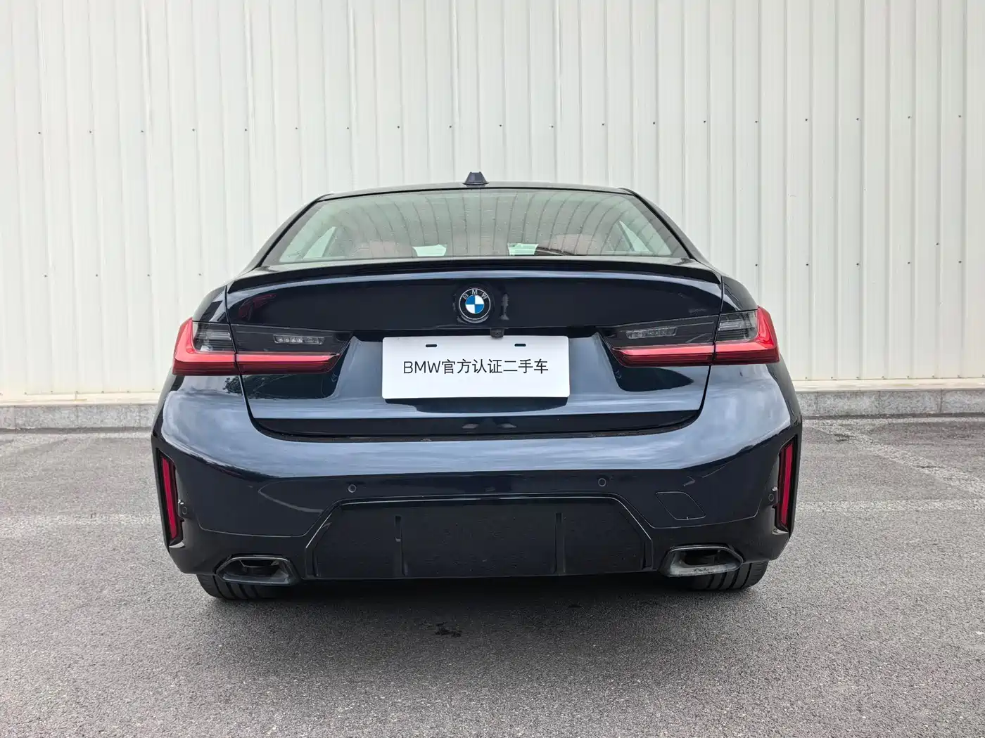 BMW 3 Series 2025 330Li M Sport Night Edition фото 7