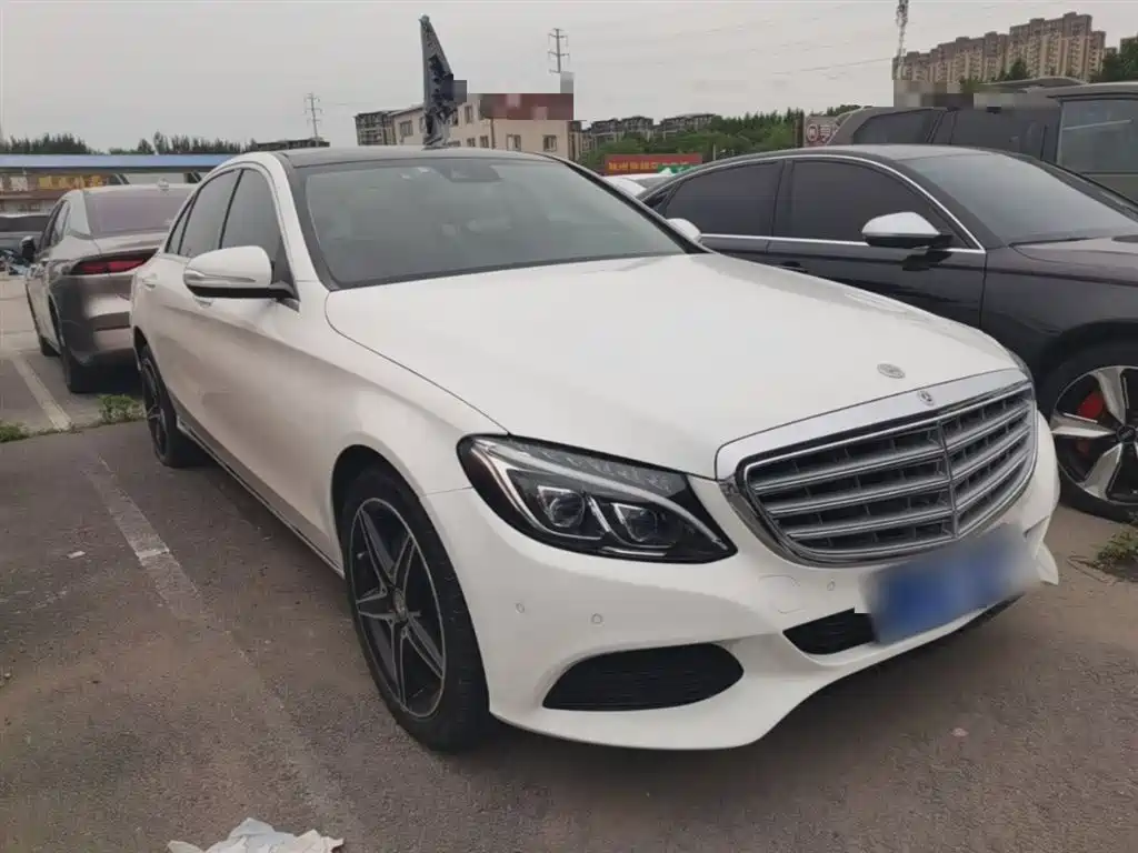 Фото 3 - Mercedes-Benz C-Class