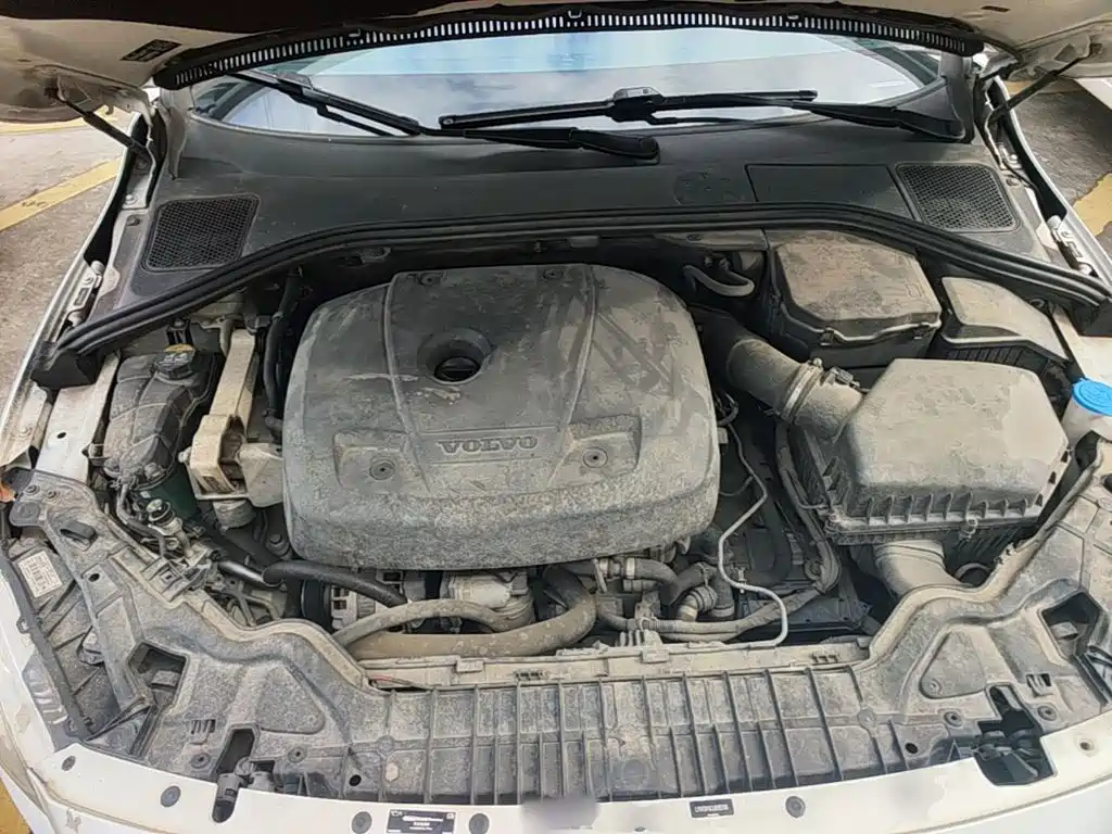 Фото 20 - Volvo S60