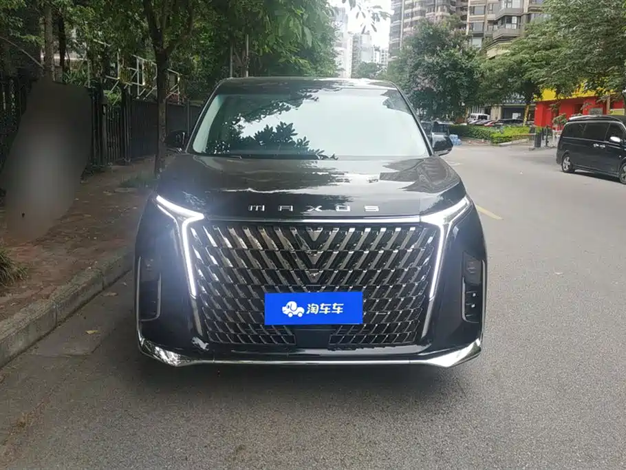 SAIC Maxus Maxus G90 2022 2.0T Nebula 7-Seater Edition фото 2