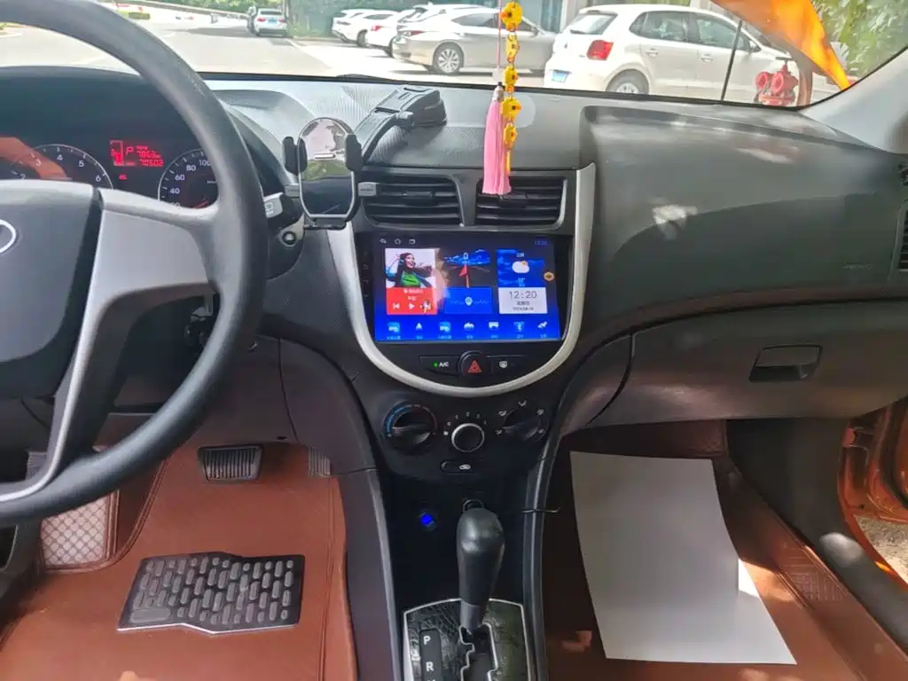 Hyundai Reina 2016 2014 Model 1.4L Automatic GLX