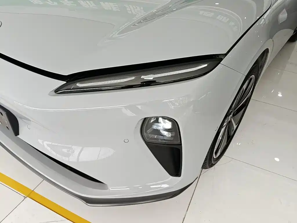 Фото 24 - NIO ET5T