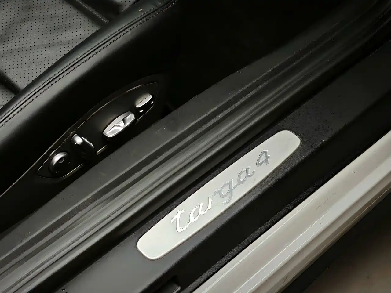 Photo 13 - Porsche 911