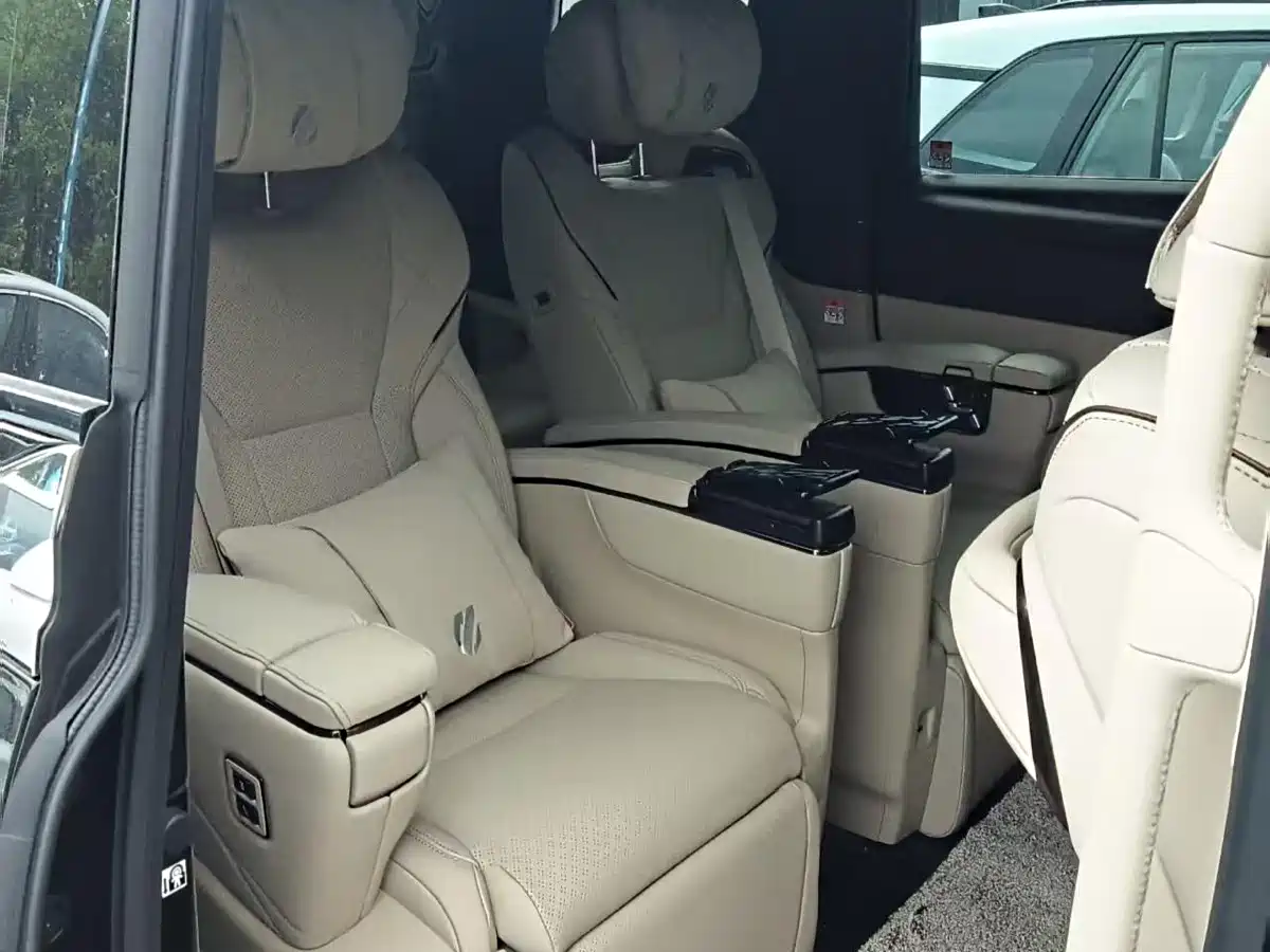 Toyota Alphard 2024 Hybrid 2.5L Prestige Edition фото 15