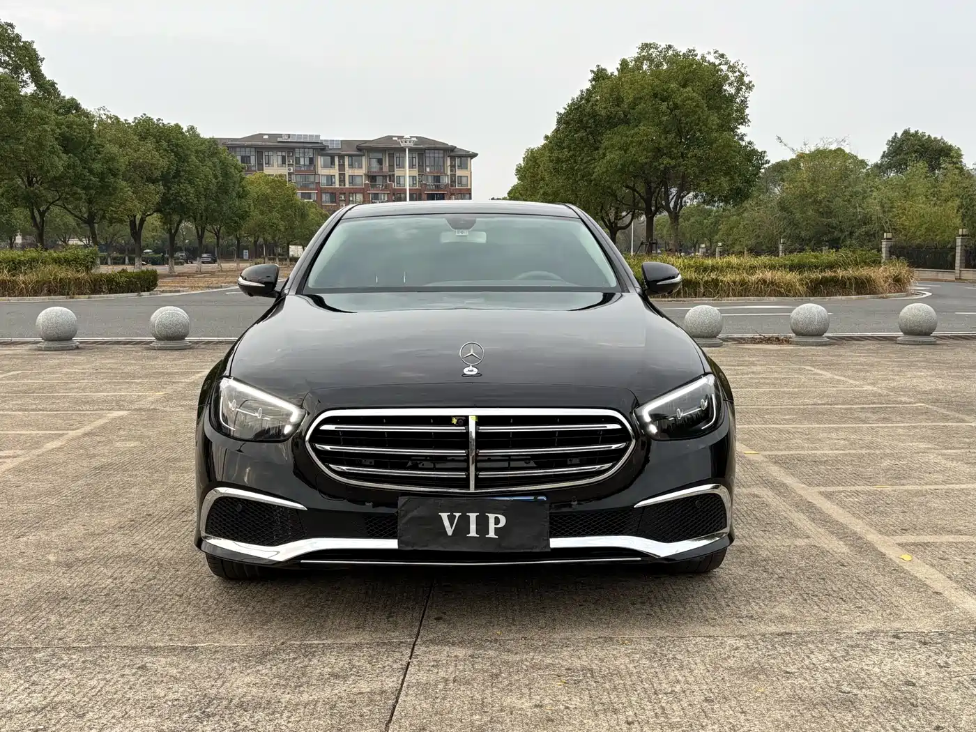 Mercedes-Benz E-Class 2018 E 200 L Sport фото 2