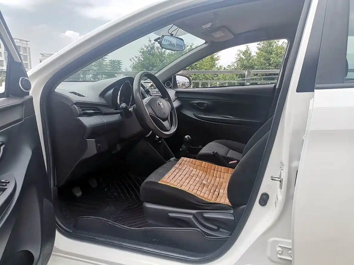 Toyota Vios 2014 1.3L Manual Value Edition фото 6