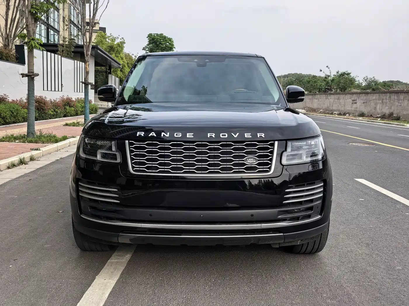 Land Rover Range Rover 2019 5.0 SC V8 Prestige Genesis Extended Edition фото 2