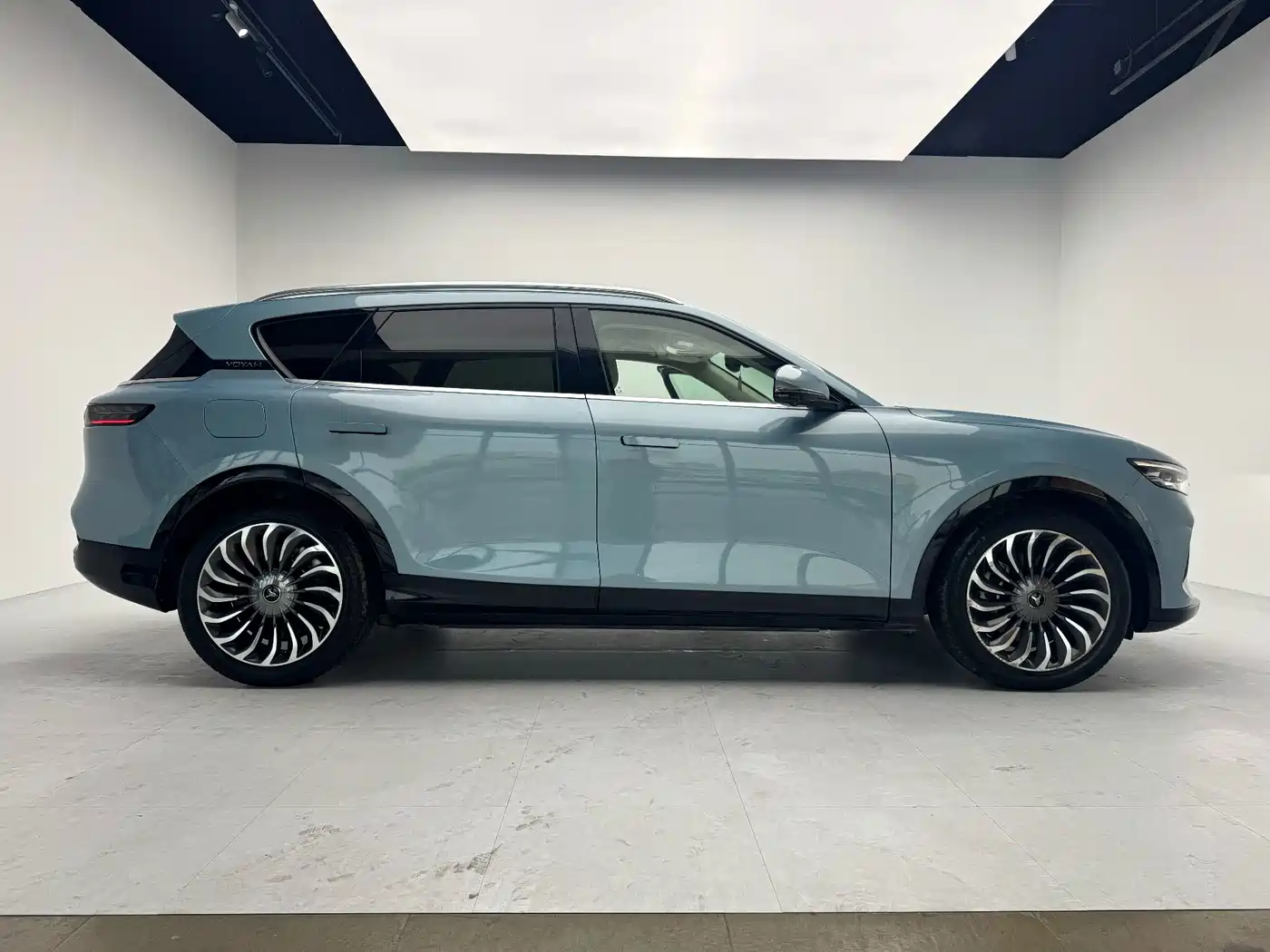 Voyah Auto VOYAH FREE 2021 2021 AWD Standard Range Extender Exclusive Luxury Package
