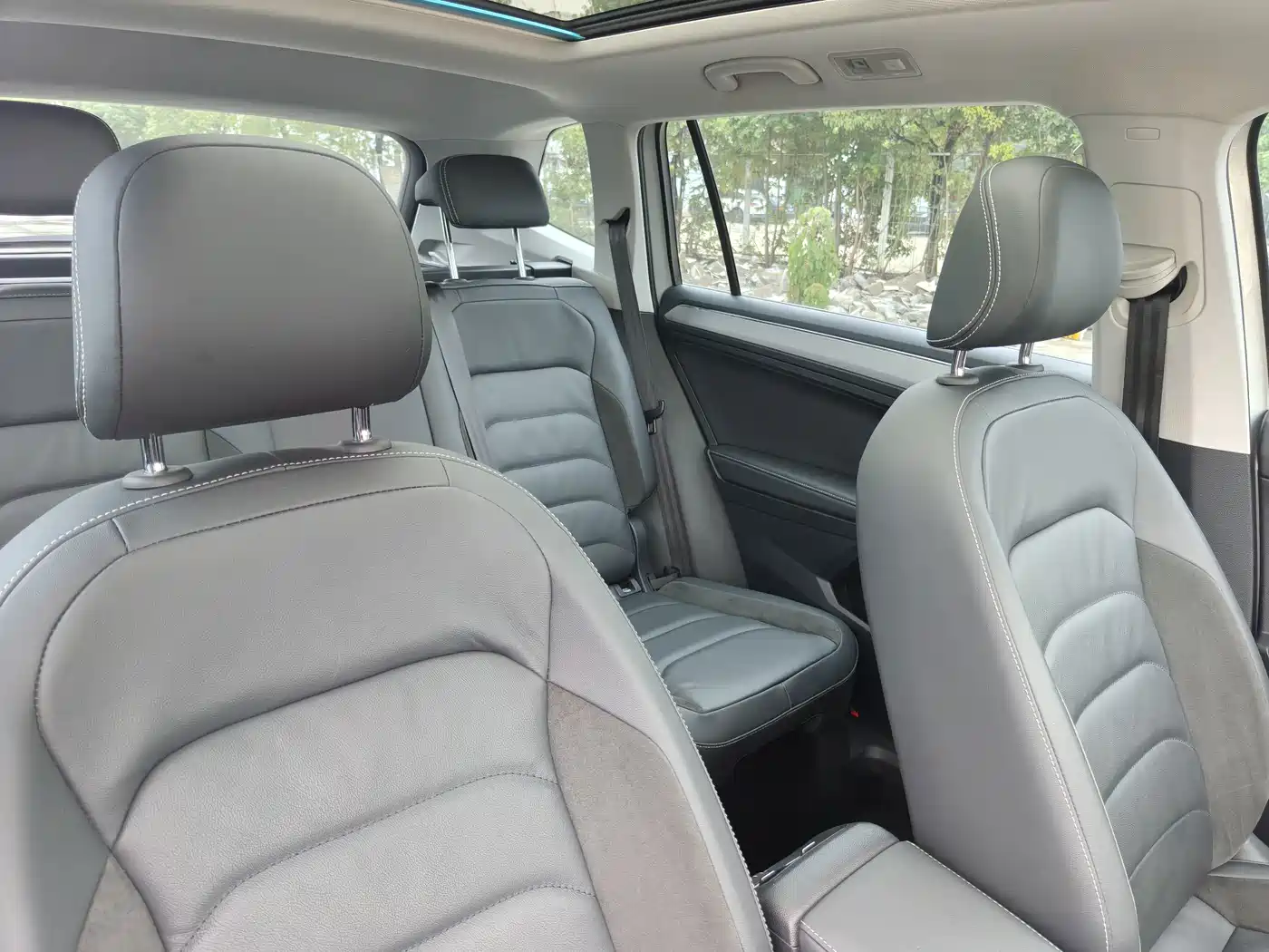 Фото 20 - Volkswagen Tiguan L