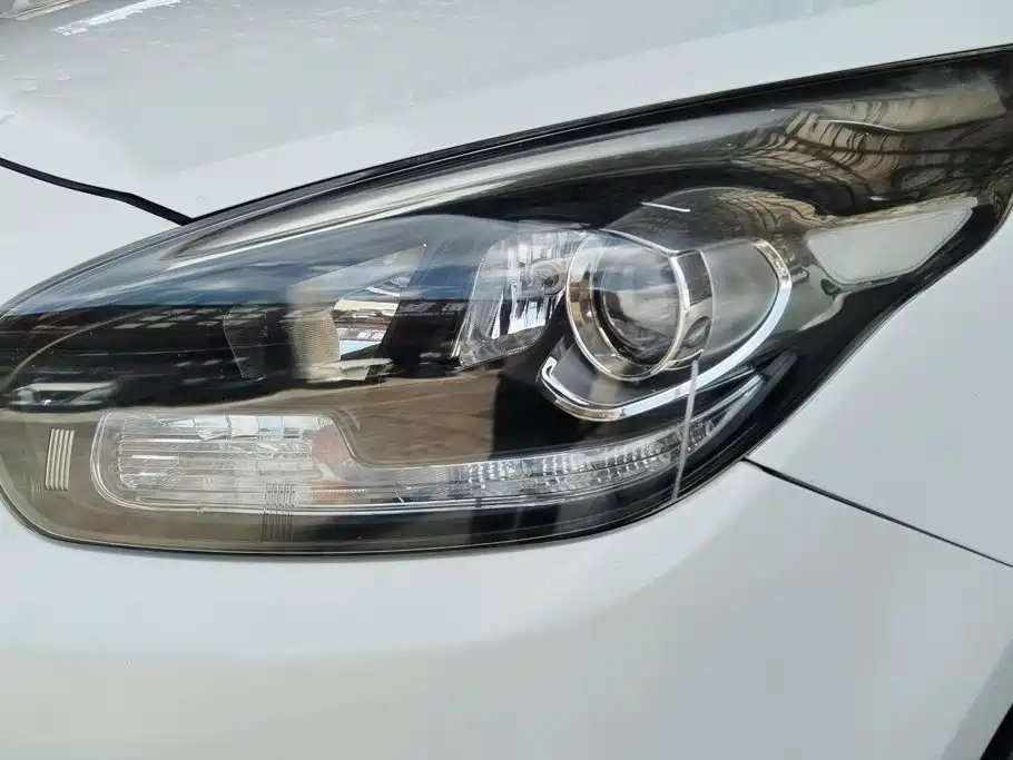 Kia Carens 2016 2013 2.0L 7-seat Auto Standard (China V)