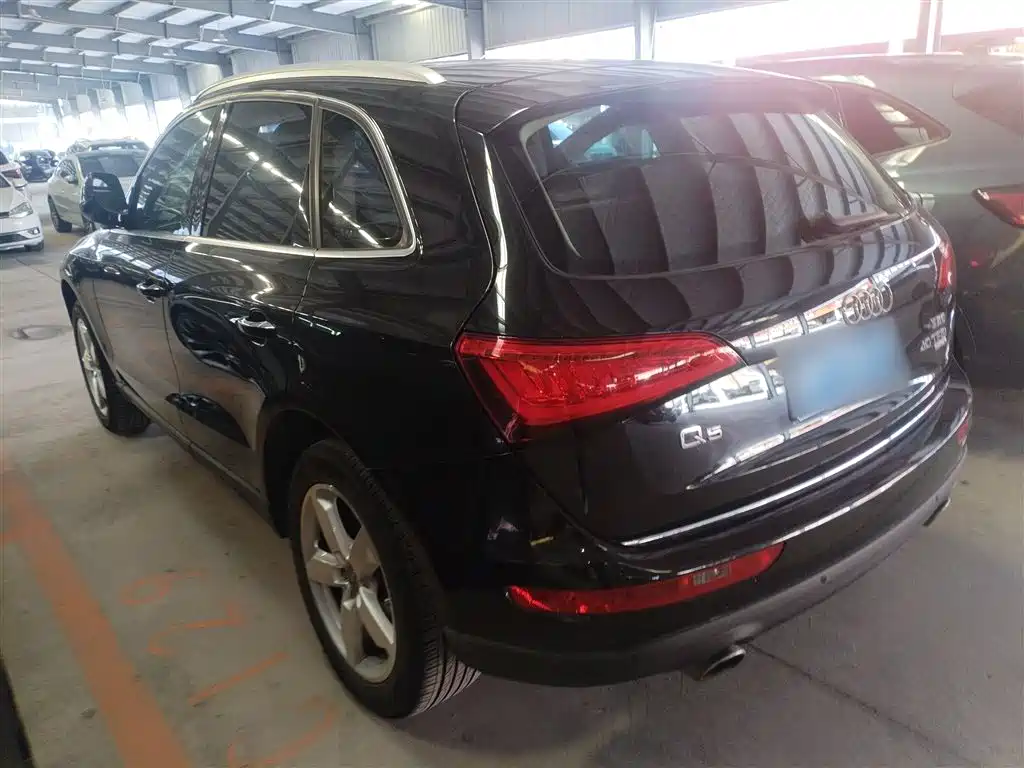 Audi Q5 2016 40 TFSI Technology Model фото 23
