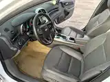 Photo 8 - Chevrolet Malibu