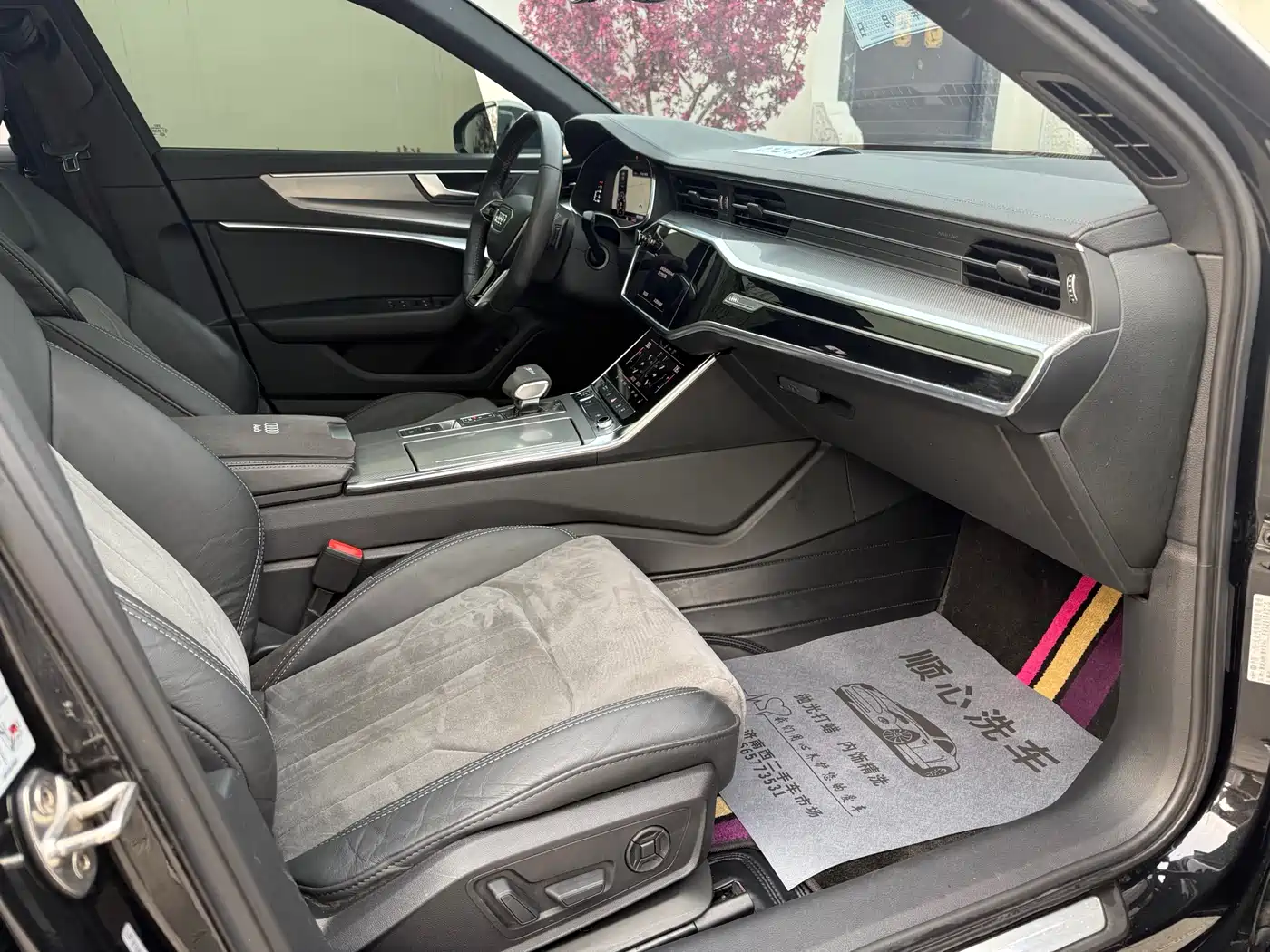 Audi A6L 2021 45 TFSI Exclusive Sport фото 13