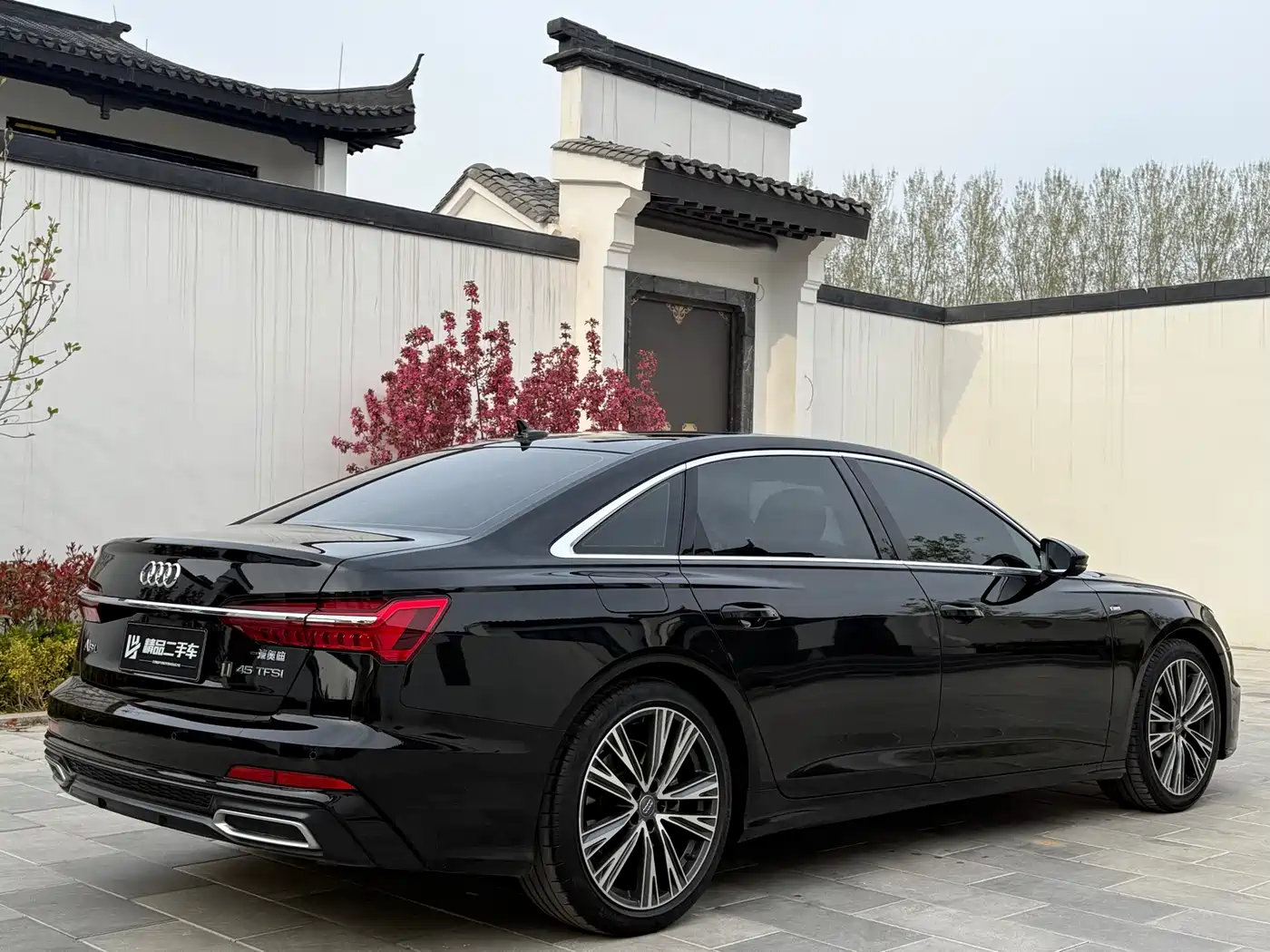 Audi A6L 2021 45 TFSI Exclusive Sport фото 10