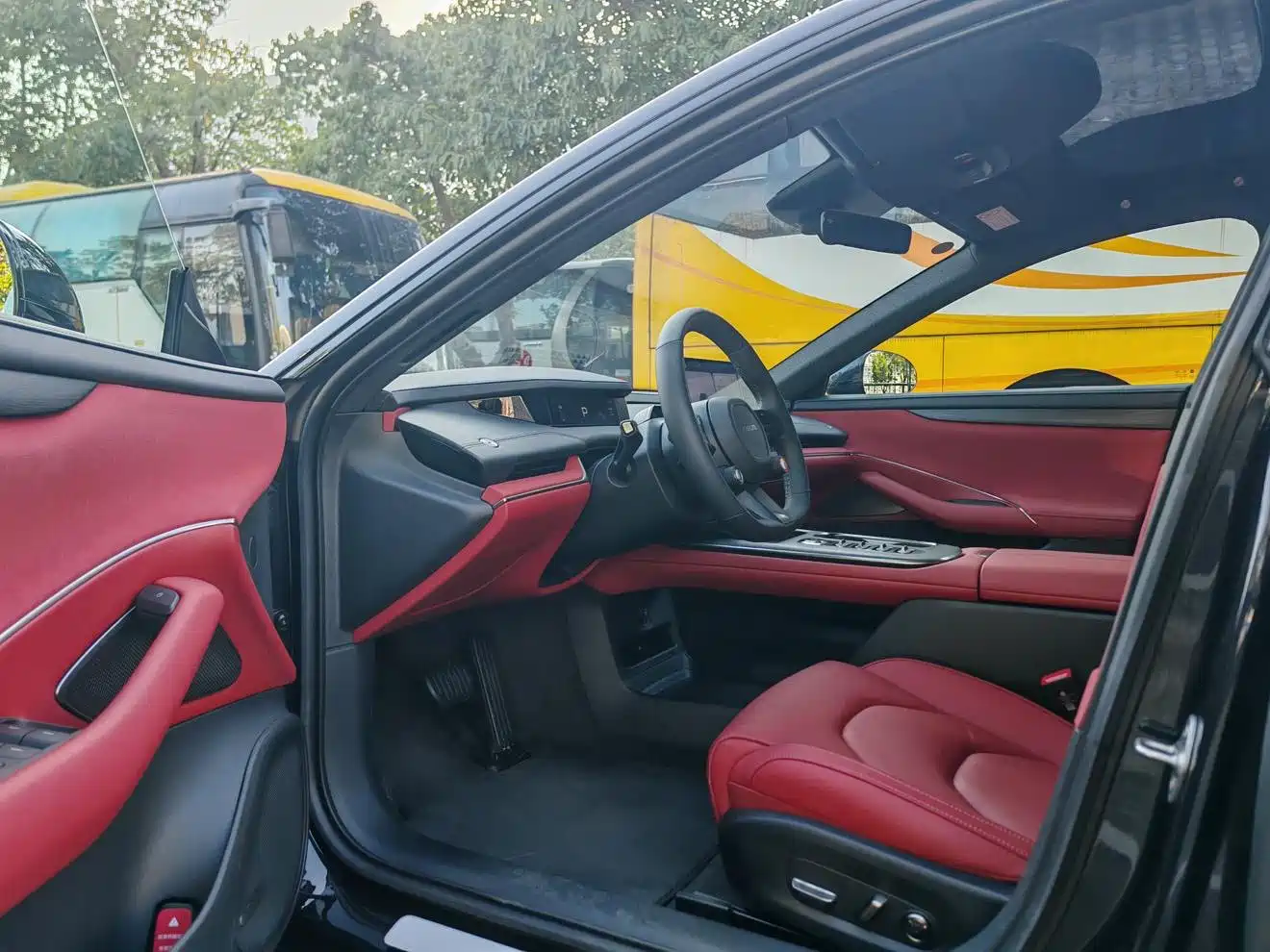Фото 7 - Xiaomi Auto Xiaomi SU7