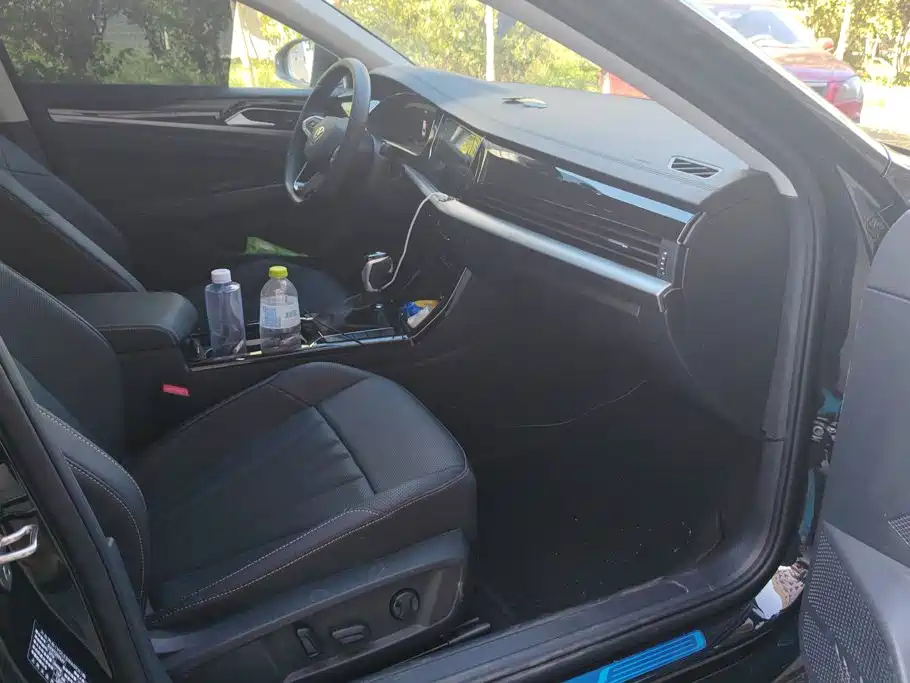 Volkswagen Passat 2026 2026 Outstanding Edition 330TSI Starlight Elite Version