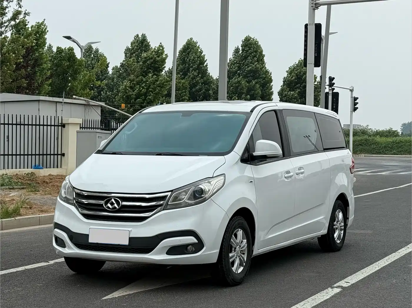 SAIC Maxus Maxus G10 2016 2016 2.0T Automatic Executive Edition