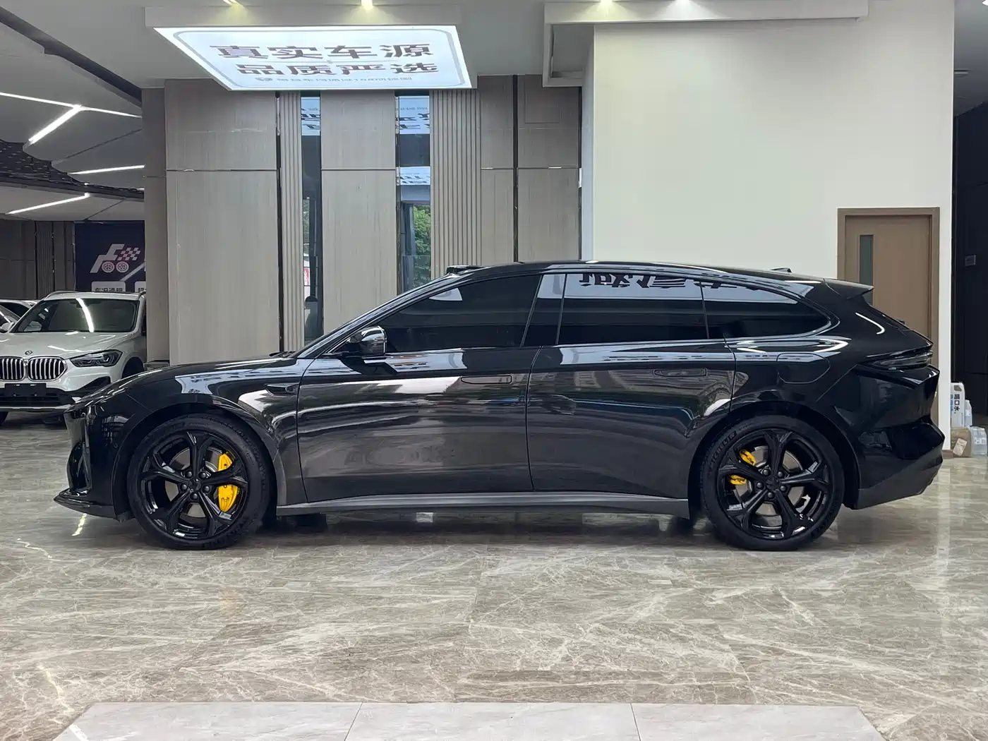 NIO ET5T 2024 75kWh Touring фото 4