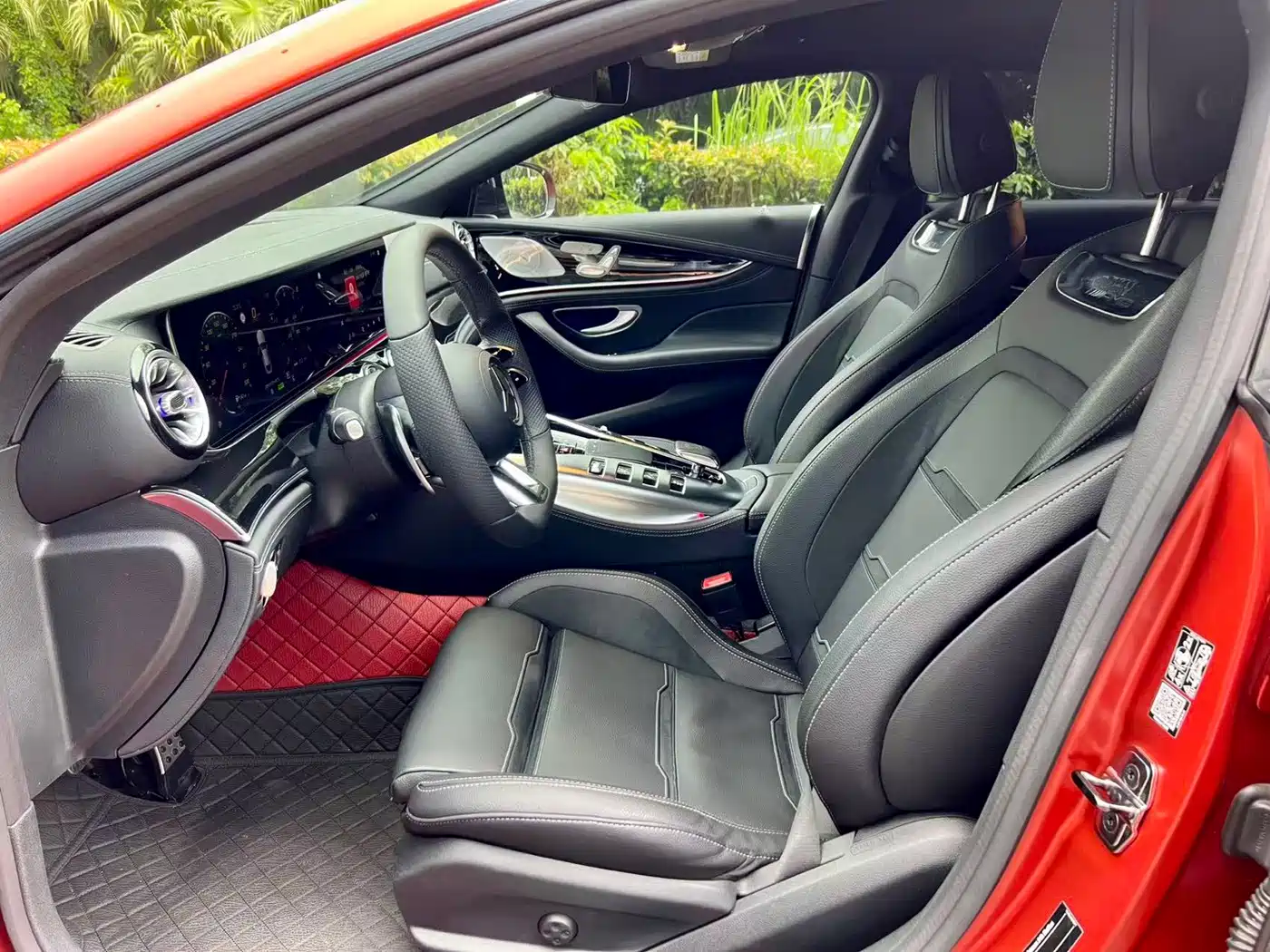 Фото 4 - Mercedes-Benz AMG GT