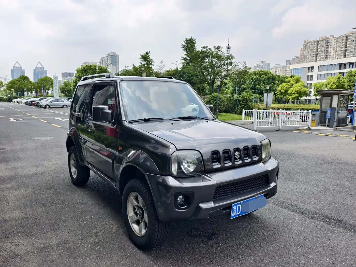 Suzuki Jimny (Import) 2011 2011 1.3 AT Navigation Edition
