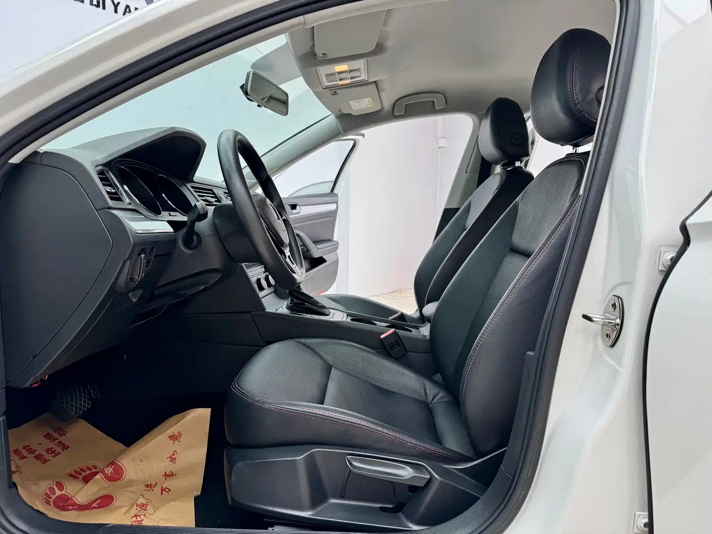 Volkswagen Lamando 2018 230TSI DSG Trend Edition фото 5