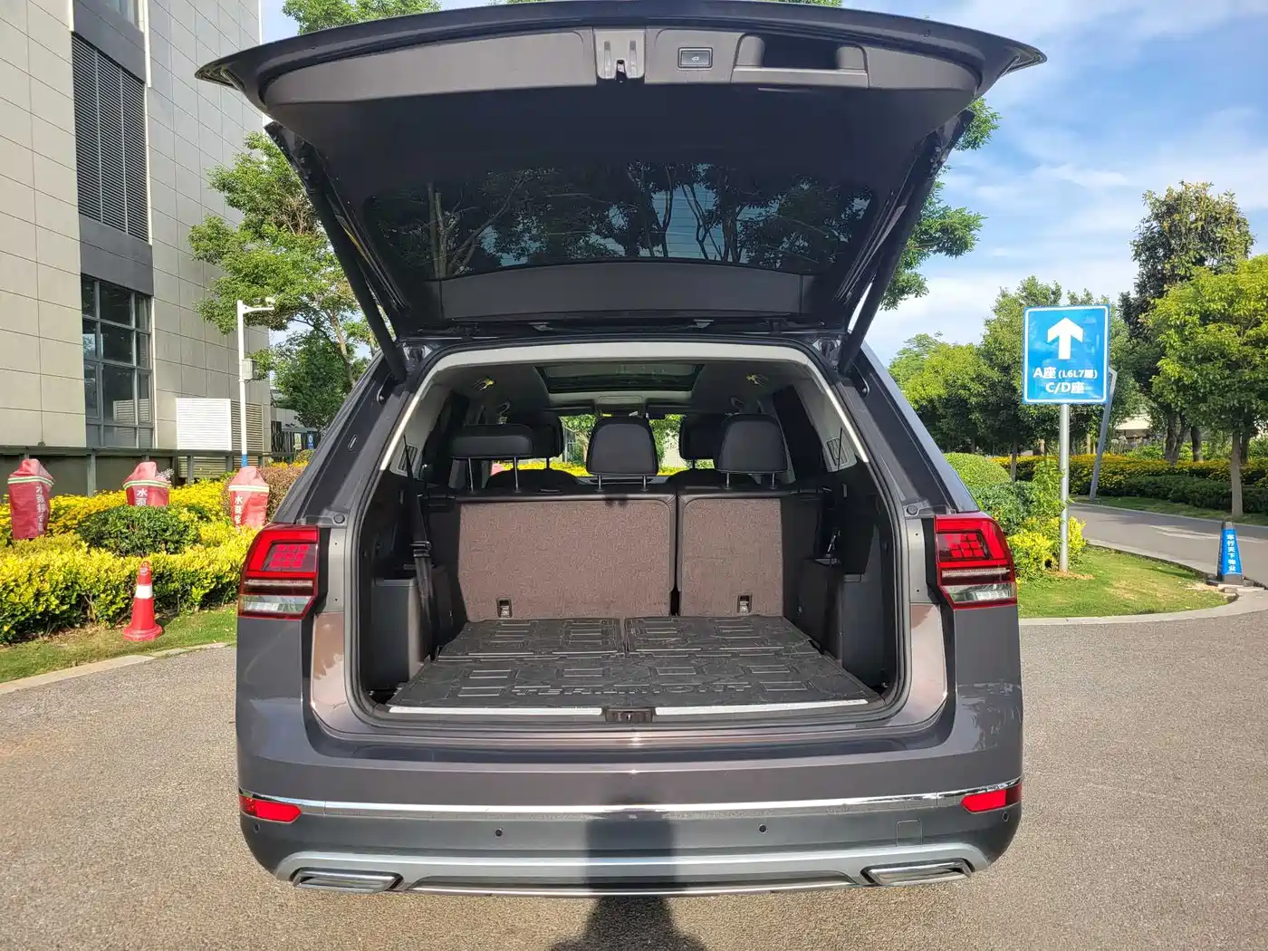 Volkswagen Teramont 2019 530 V6 AWD Flagship Edition China V фото 17