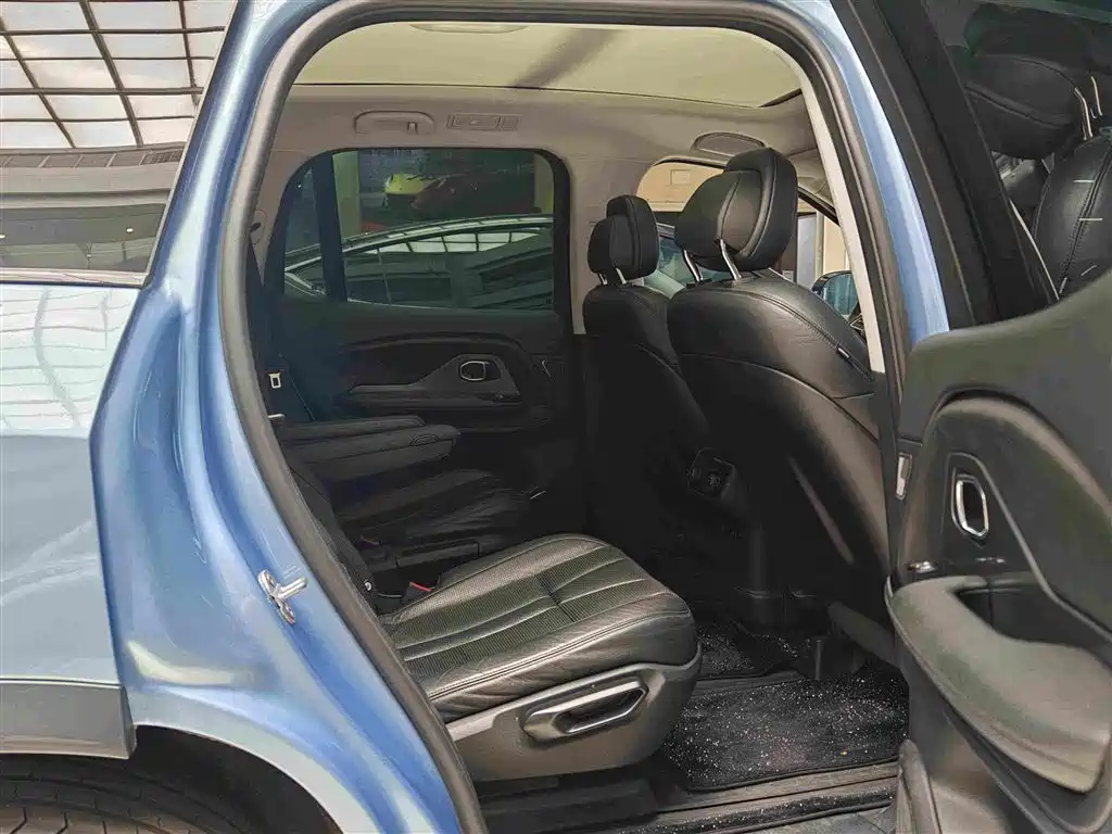 NIO ES8 2020 2018 355KM Standard 6-Seater